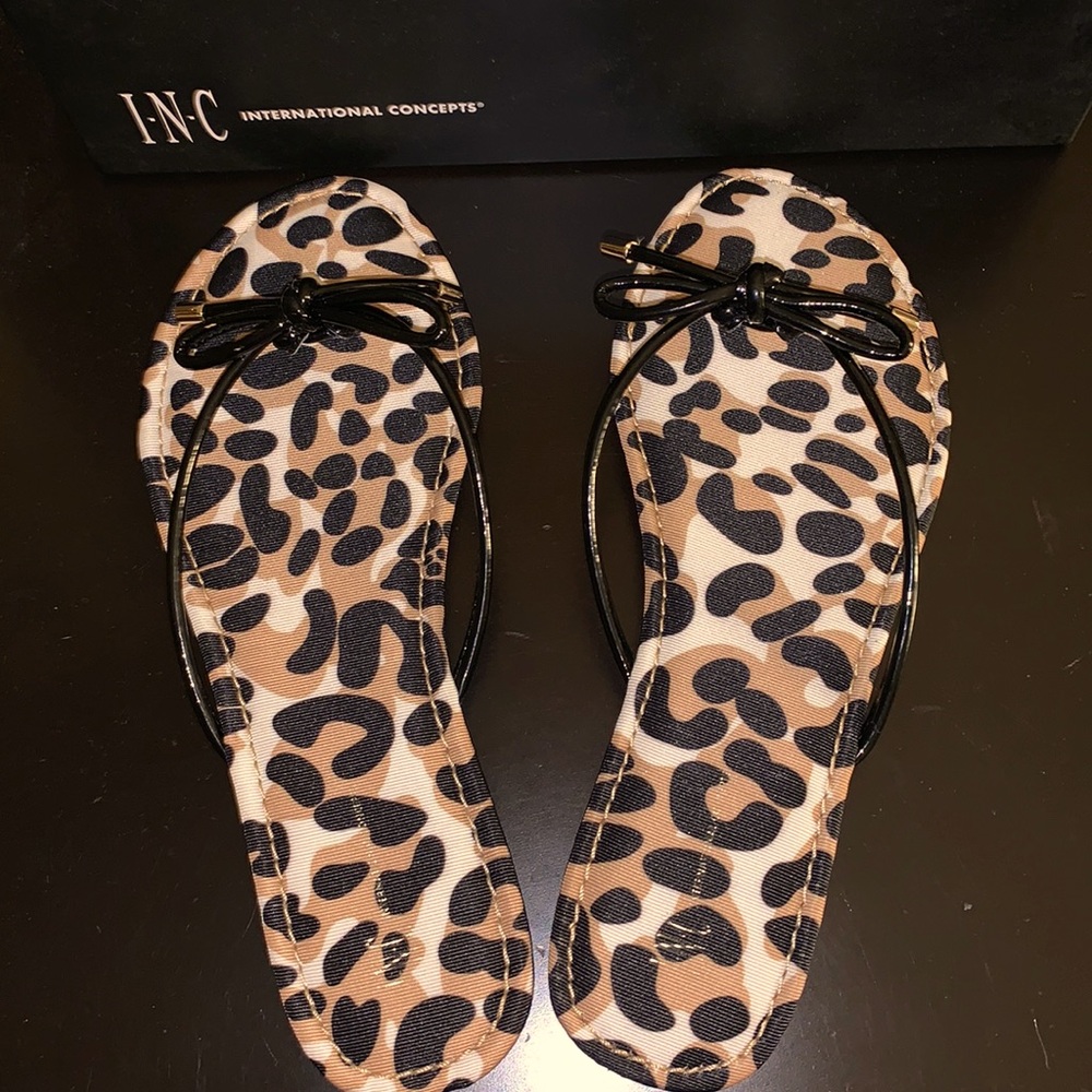 NWOT INC International Concepts, black, size 7.5